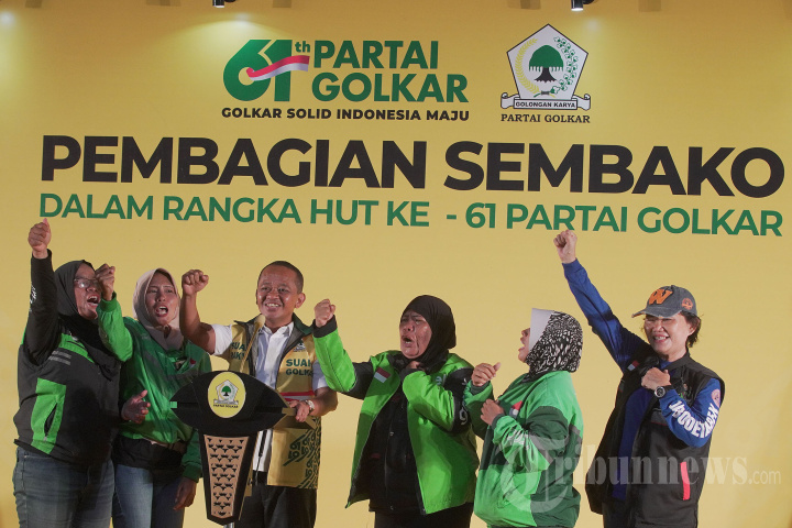 Partai Golkar Bagikan 10 ribu Paket Sembako