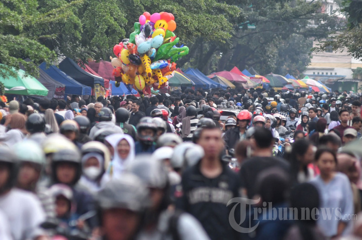 Pasar Takjil Jalan Surabaya Kota Malang