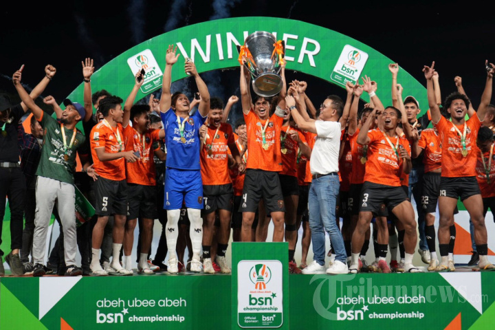 Pemenang-Turnamen-Sepak-Bola-Abeh-Ubee-Abeh_20260525_201201.jpg