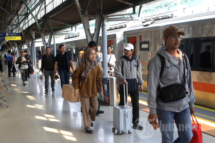 Pengoperasian KA Jarak Jauh Selama Libur Idul Adha