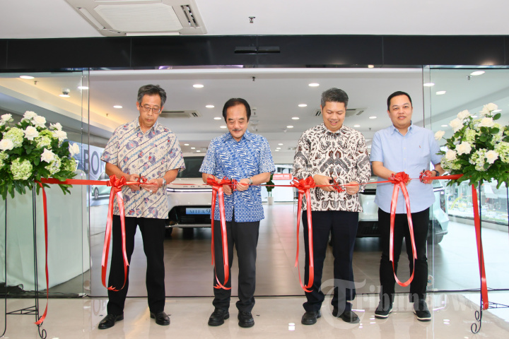 Peresmian Dealer Pertama Maxus di Indonesia