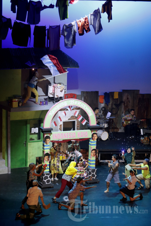 Pertunjukan Musikal Dangdut Ku Kejar Kau Sayang