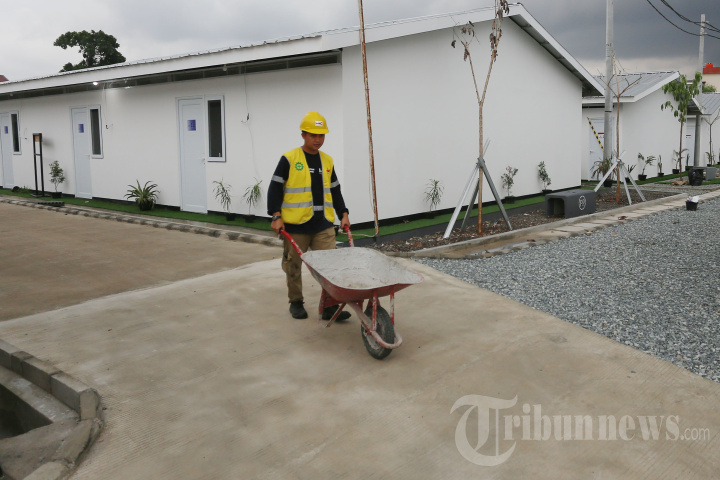 Proyek Pembangunan Hunian Sementara di Kramat Raya Senen