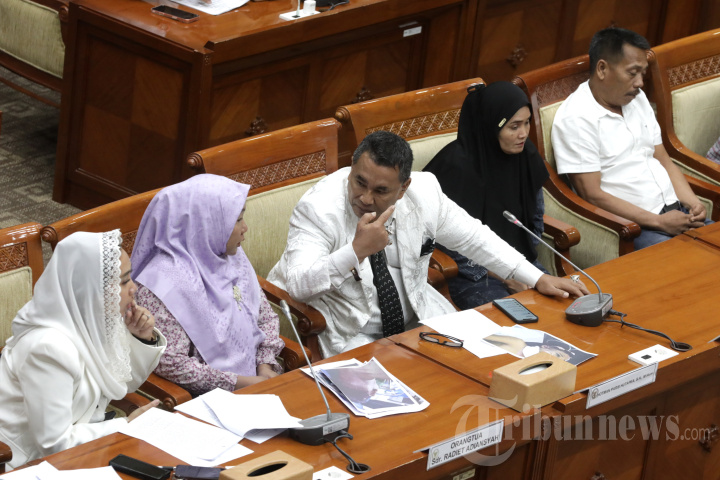RDPU Komisi III DPR Terkait Kasus ABK Batam