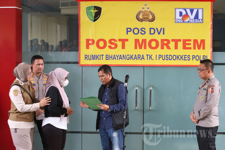 RS Polri Serahkan 7 Jenazah Kebakaran Terra Drone