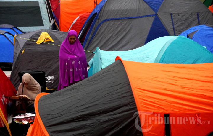 Ratusan Tenda Hiasi Pelaksanaan Itikaf di Masjid Habiburrahman
