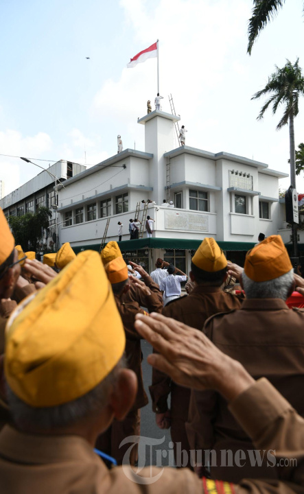Refleksi Perobekan Bendera Belanda 19 September 1945 di Surabaya