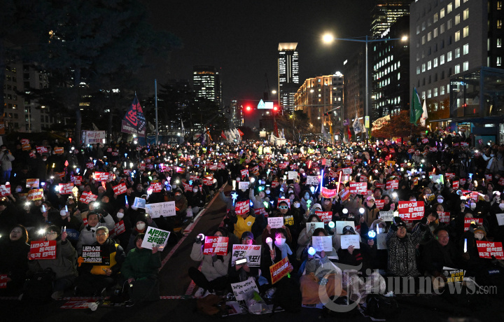 SKOREA-POLITICS-UNREST