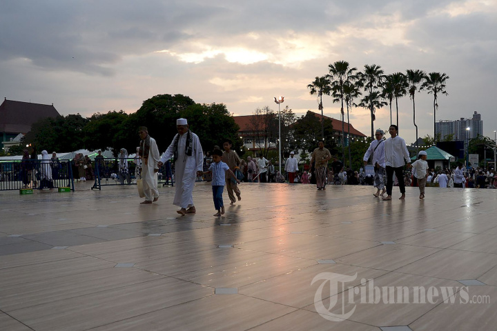 Salat-Idul-Adha-1447-H-di-Masjid-Al-Akbar-Surabaya_20260527_101405.jpg