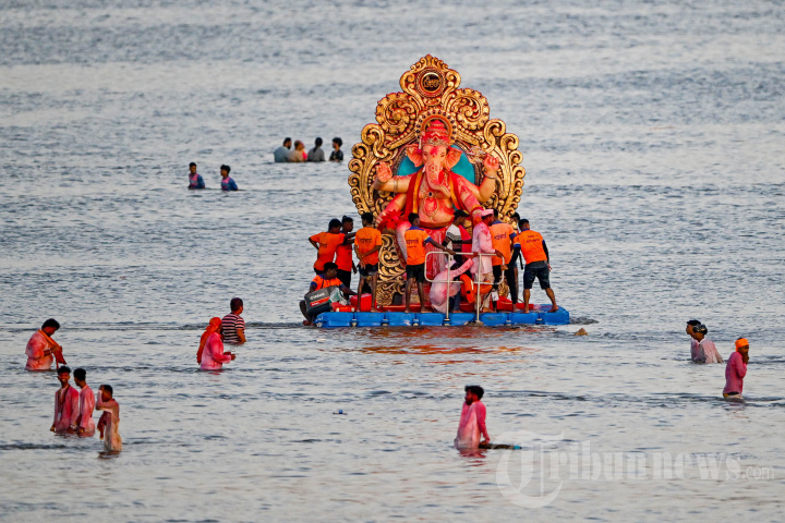 Semarak Perayaan Ganesha Chaturthi di India