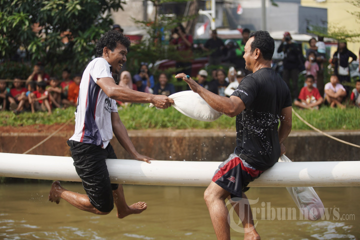 Semarak Perayaan Kemerdekaan RI di Kalimalang