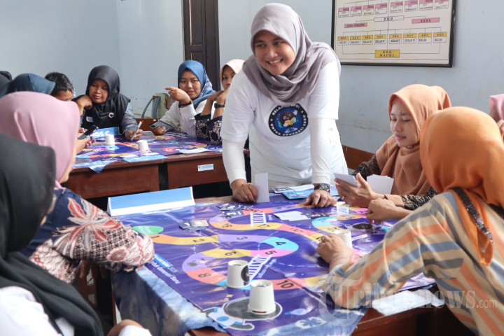 Sosialisasi Alat Belajar Seru di Purworejo