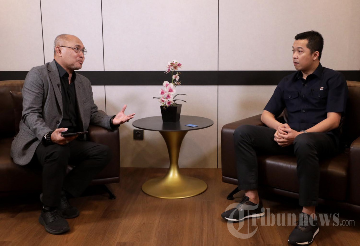 Wawancara-Tribunnews-Bersama-Wamenpora-Taufik-Hidayat_20260122_125601.jpg