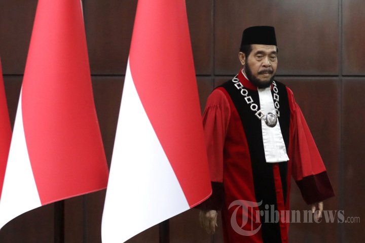 Wisuda Purnabakti Hakim Konstitusi Anwar Usman