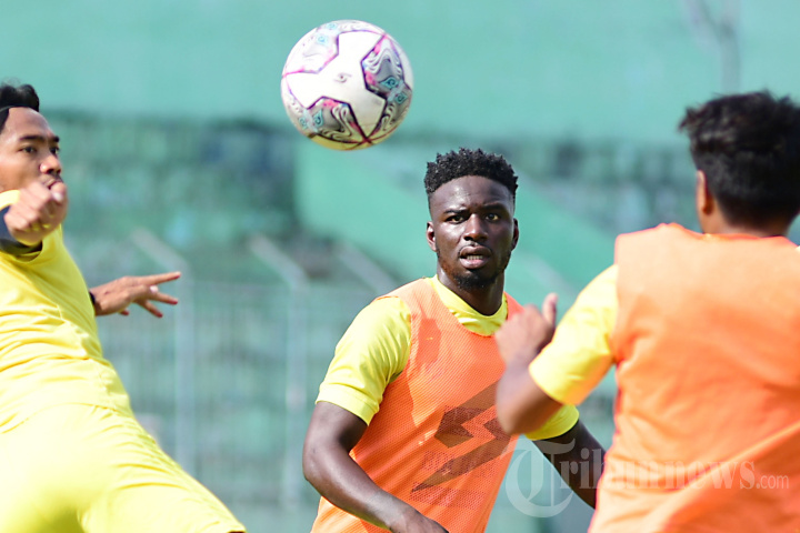 Abel Issa Camara Pemain Asing Baru Arema FC