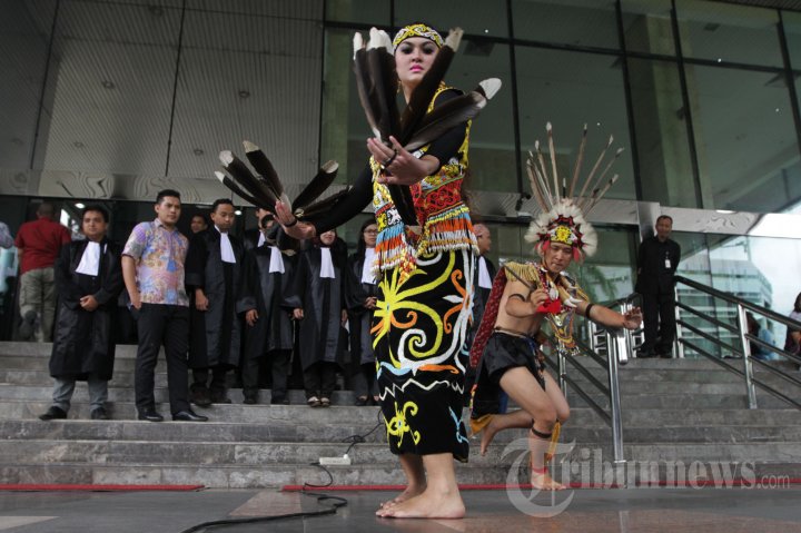 Advokat Muda Anti Korupsi