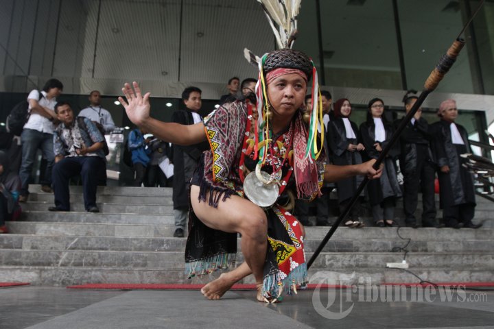 Advokat Muda Anti Korupsi
