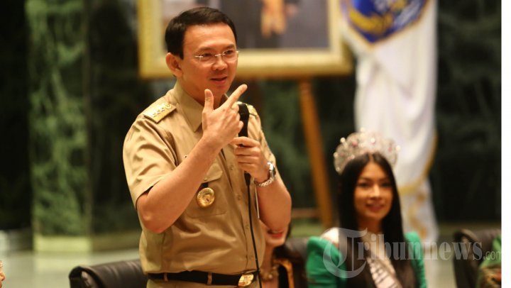 Ahok Beri Arahan Finalis Puteri Indonesia