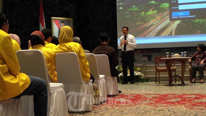 Ahok Beri Kuliah Umum Mahasiswa UI
