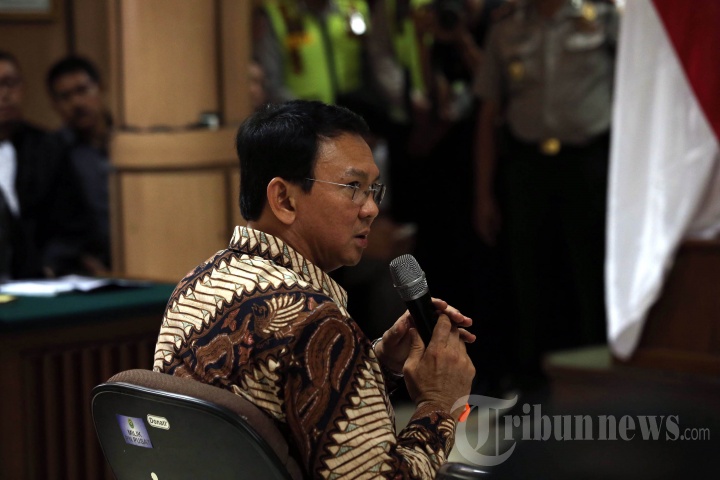 Ahok Jalani Sidang Perdana