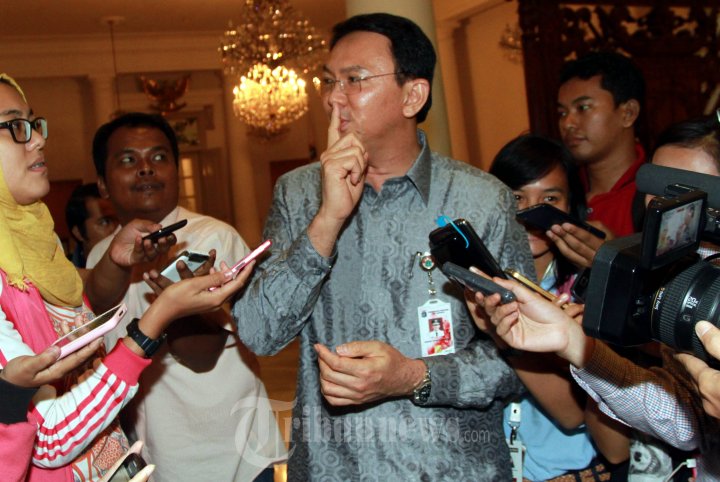 Ahok Minta Depkum HAM Membubarkan FPI