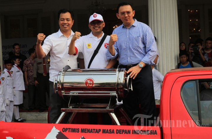 Ahok Sambut Kapsul Waktu
