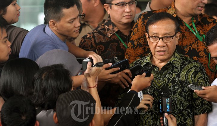 Akbar dan Mahfud Jenguk Anas Ditahanan KPK
