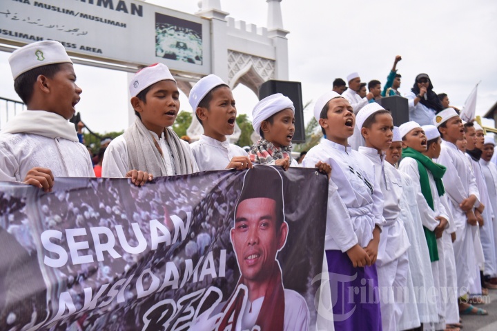 Aksi Bela Ulama UAS di Banda Aceh