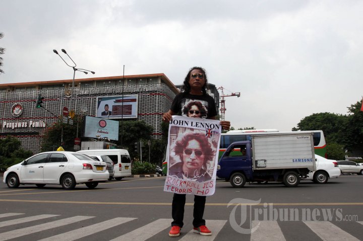 Aksi Damai Pasca Penyerangan Teroris Di Sarinah