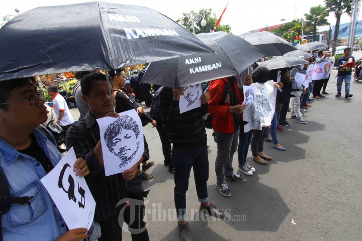 Aksi Kamisan Peringati Kematian Munir