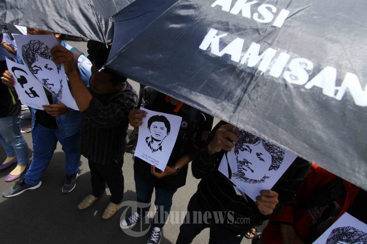 Aksi Kamisan Peringati Kematian Munir