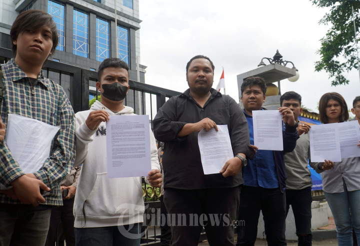 Aksi Menuntut Reformasi Pajak