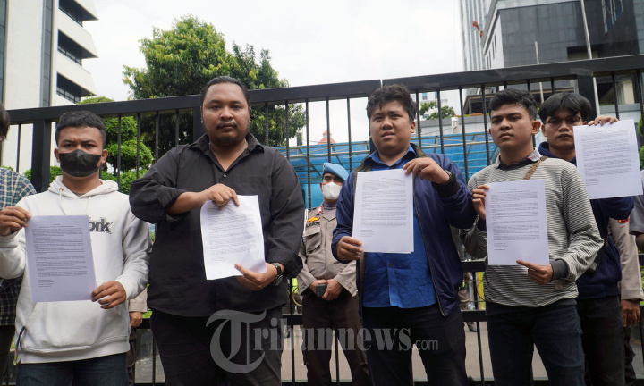 Aksi Menuntut Reformasi Pajak