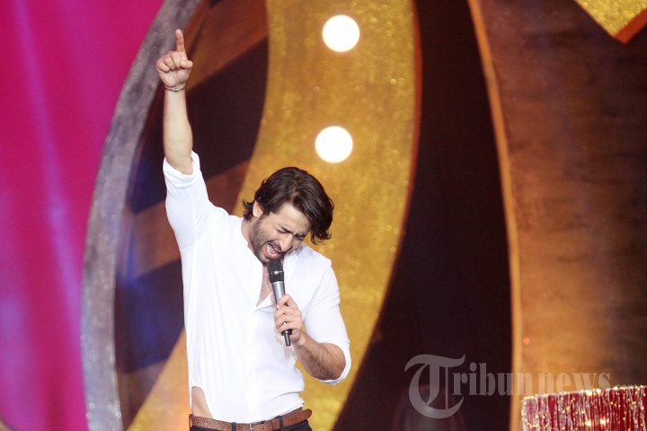 Aksi Panggung Shaheer Sheikh di Melodi Lonceng Cinta