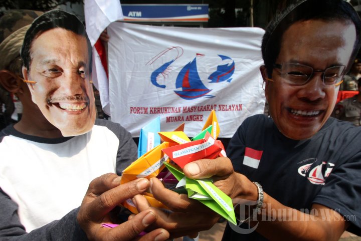 Aksi Selamatkan Teluk Jakarta Di Kemenko Maritim