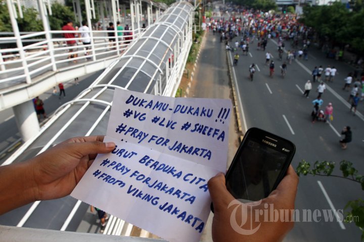 Aksi Simpatik Terkait Bom Sarinah Di CFD