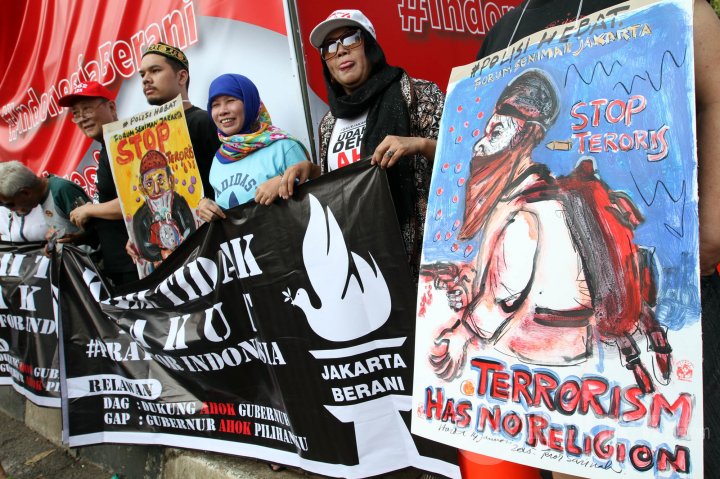 Aksi Simpatik Terkait Bom Sarinah Di CFD