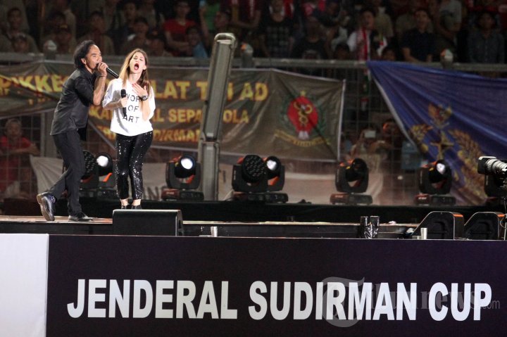 Aksi Slank Di Final Piala Jenderal Sudirman