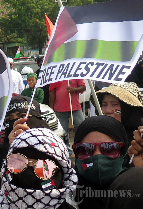 Aksi Solidaritas untuk Palestina di Masjid Agung Palembang