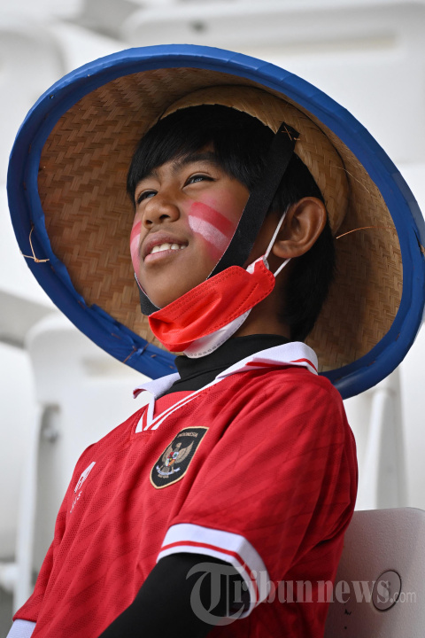 Aksi Suporter Timnas Indonesia di Piala Asia AFC Qatar 2023