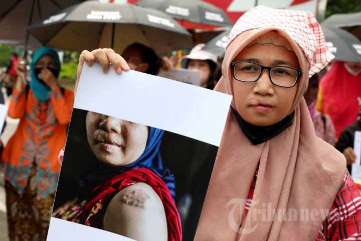 Aksi Tuntut Pengesahan UU Perlindungan PRT