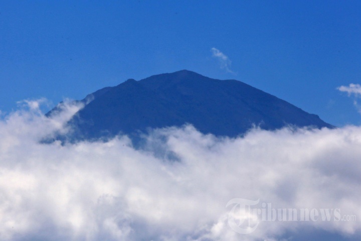 Aktivitas Gunung Agung di Bali