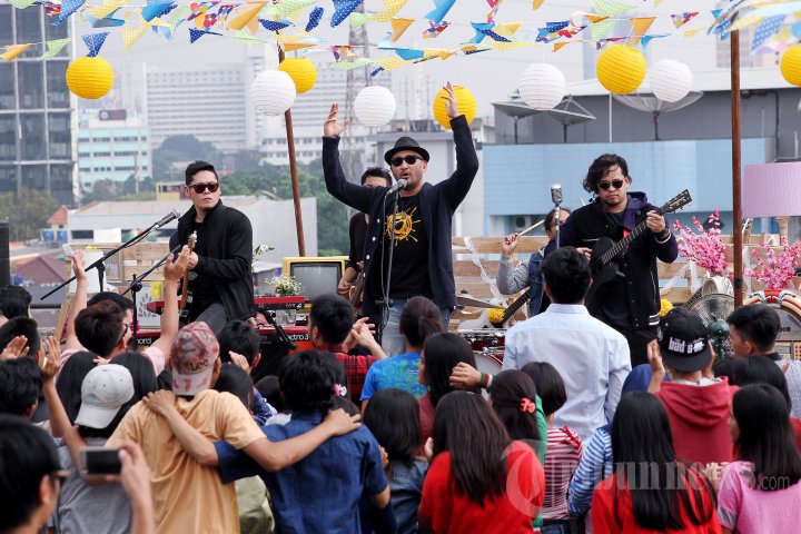 Alexa Bikin Video Klip