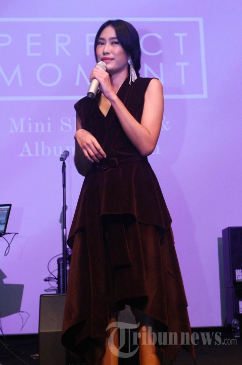 Alika Luncurkan Album Perfect Moment