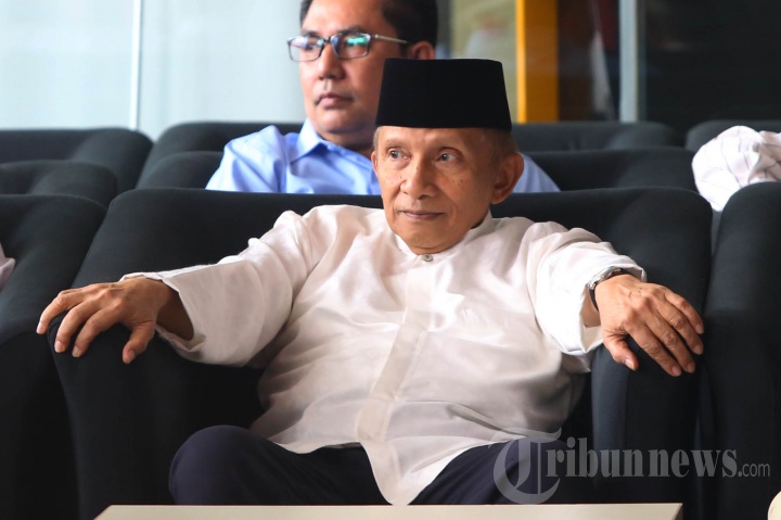 Amien Rais Datangi KPK