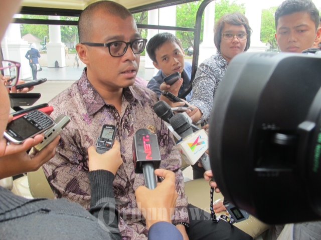 Andi Wijayanto Sekretaris Kabinet