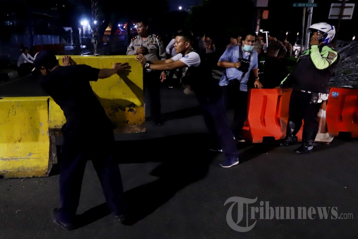 Antisipasi Pengumuman Hasil Pemilu 2019, Polisi Tutup Akses Menuju Gedung KPU