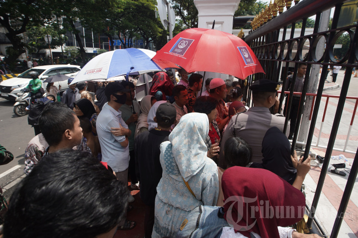 Antusias Warga Ikuti Open House Presiden Jokowi