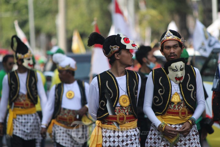 Arak-arakan Pilkada Walikota Semarang