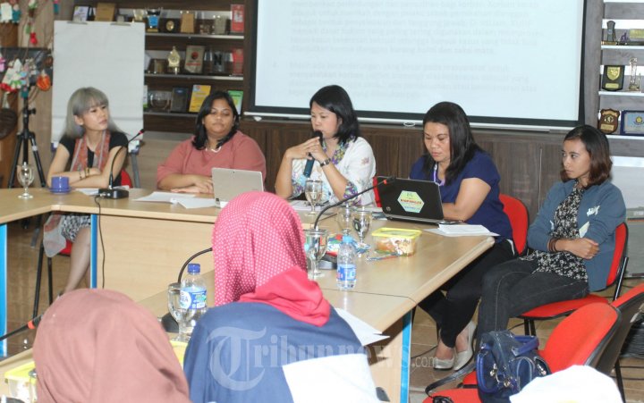 Ardina Rasty Pembicara Diskusi Kekerasan Seksual